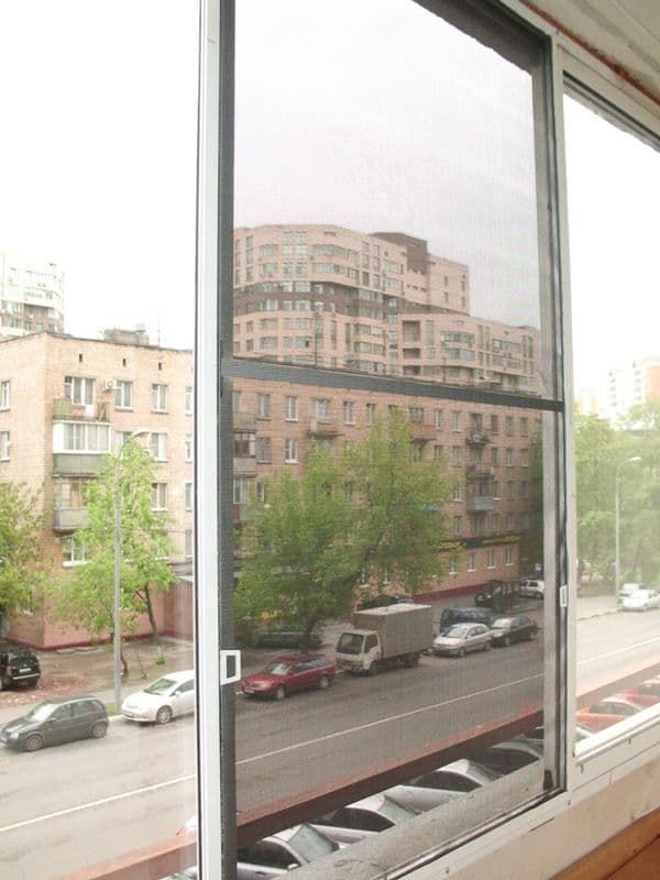 Москитные сетки на окна в Москве и области: установка, ремонт и замена по выгодной цене