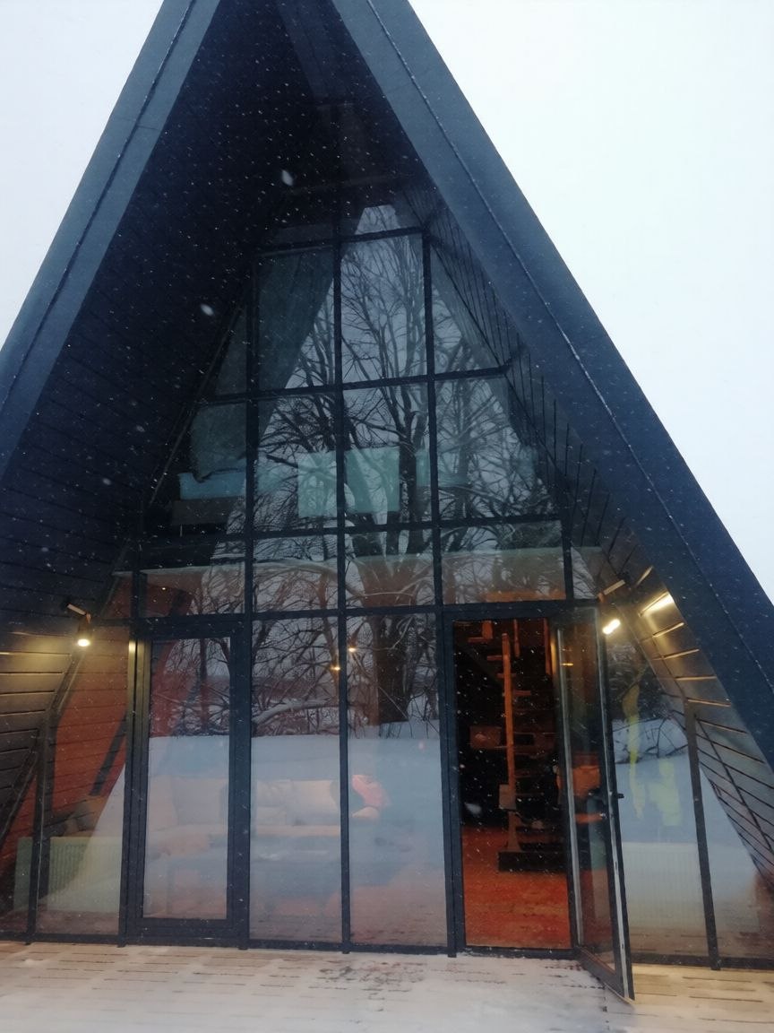 Панорамное остекление дома A-frame